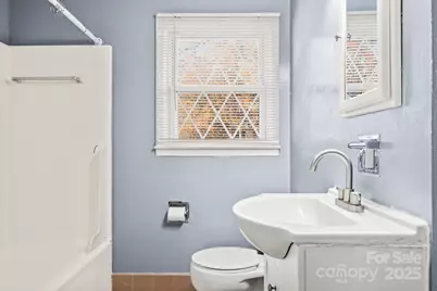 844 Squirrel Hill Road, Charlotte, NC 28213 - Photo 17