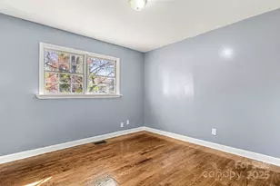 844 Squirrel Hill Rd, Charlotte, NC 28213 - Photo 23