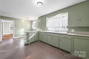 953 Fairmont Ave, Salisbury, NC 28144 - Photo 13