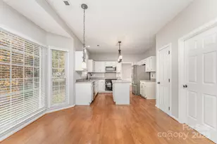 5923 Swanston Dr, Charlotte, NC 28269 - Photo 9