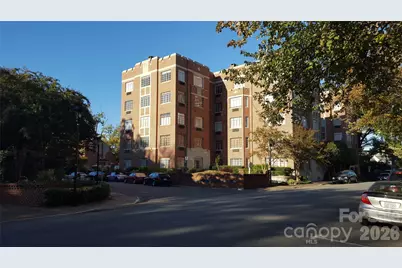 301 W 10th Street W #308, Charlotte, NC 28202 - Photo 37