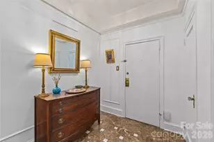 301 W 10th Street W, Charlotte, NC 28202 - Photo 5