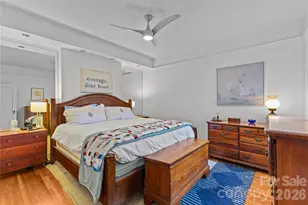 301 W 10th Street W, Charlotte, NC 28202 - Photo 25