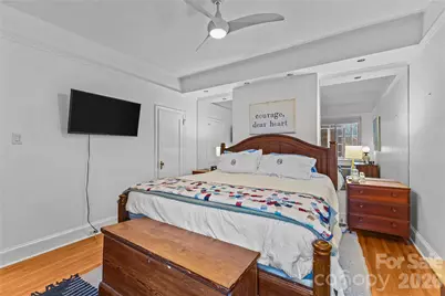 301 W 10th Street W #308, Charlotte, NC 28202 - Photo 27