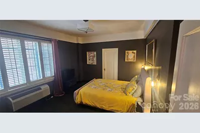 301 W 10th Street W #206, Charlotte, NC 28202 - Photo 17
