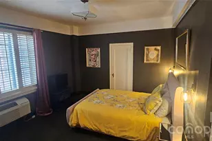 301 W 10th Street W, Charlotte, NC 28202 - Photo 17