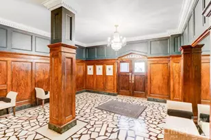 301 W 10th Street W, Charlotte, NC 28202 - Photo 5