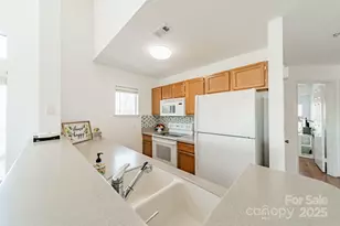 17919 Kings Point Dr, Cornelius, NC 28031 - Photo 11