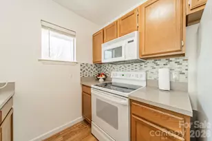 17919 Kings Point Dr, Cornelius, NC 28031 - Photo 31