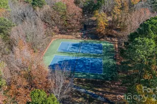 17919 Kings Point Dr, Cornelius, NC 28031 - Photo 43