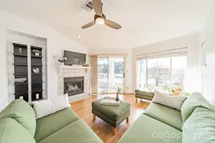 17919 Kings Point Dr, Cornelius, NC 28031 - Photo 11