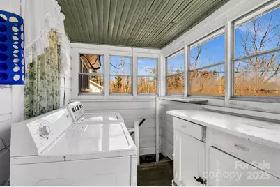 302 S Whitted Street, Hendersonville, NC 28739 - Photo 19