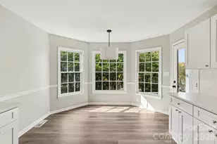 5618 All Saints Ln, Charlotte, NC 28226 - Photo 13