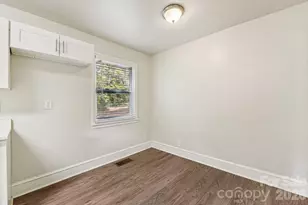 2996 Shady Ln, Charlotte, NC 28208 - Photo 9