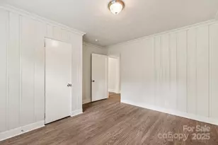 2996 Shady Ln, Charlotte, NC 28208 - Photo 17