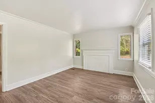 2996 Shady Ln, Charlotte, NC 28208 - Photo 5