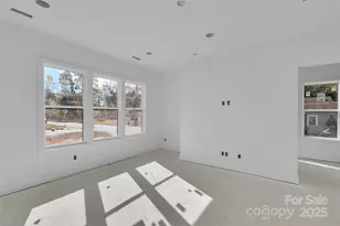 1024 Pryor St, Charlotte, NC 28208 - Photo 5