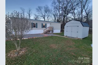 141 Pike Point, Waynesville, NC 28785 - Photo 1