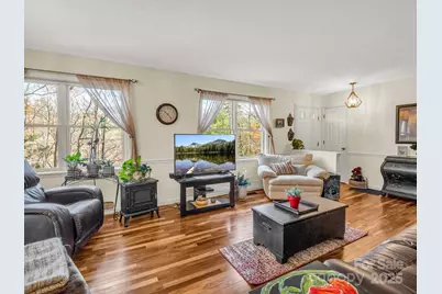 119 Long John Drive, Hendersonville, NC 28791 - Photo 7