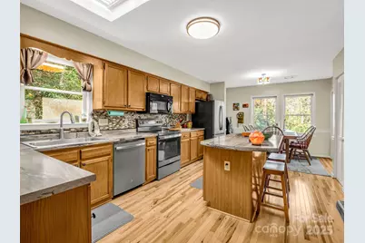 119 Long John Drive, Hendersonville, NC 28791 - Photo 9