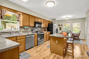 119 Long John Dr, Hendersonville, NC 28791 - Photo 9