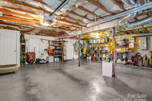 119 Long John Dr, Hendersonville, NC 28791 - Photo 31