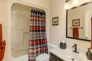 303 N Scarlet Oak Ln, Hendersonville, NC 28791 - Photo 29