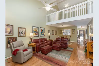 303 N Scarlet Oak Lane, Hendersonville, NC 28791 - Photo 9