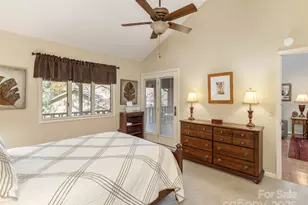 303 N Scarlet Oak Ln, Hendersonville, NC 28791 - Photo 19