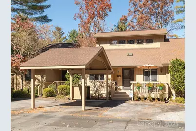 303 N Scarlet Oak Lane, Hendersonville, NC 28791 - Photo 1