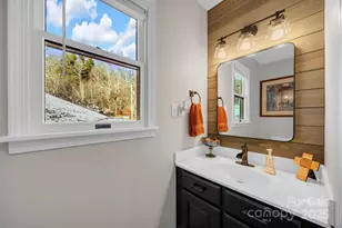 2581 Double Island Rd, Green Mountain, NC 28740 - Photo 25