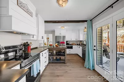 2581 Double Island Road, Burnsville, NC 28740 - Photo 11