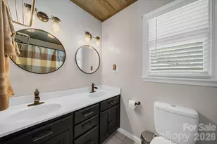 2581 Double Island Rd, Burnsville, NC 28740 - Photo 25