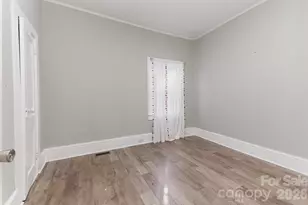 603 Old North Main St, Clover, SC 29710 - Photo 11