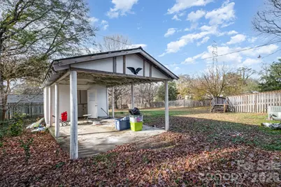 603 Old North Main Street, Clover, SC 29710 - Photo 17