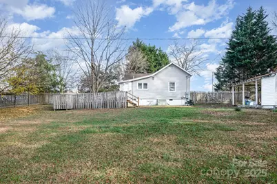 603 Old North Main Street, Clover, SC 29710 - Photo 17