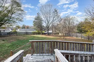 603 Old North Main St, Clover, SC 29710 - Photo 15