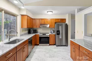 73 Oakmont Dr, Fairview, NC 28730 - Photo 3