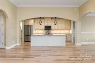 38 Chantilly Dr, Asheville, NC 28804 - Photo 17