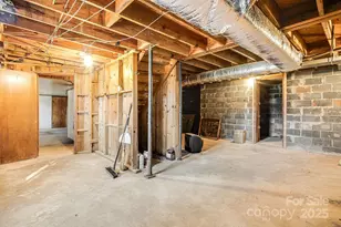 92 Parkway View Rd, Mars Hill, NC 28754 - Photo 31