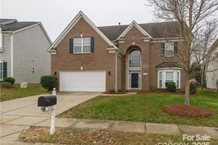 4106 Barclay Forest Dr, Charlotte, NC 28213 - Photo 1