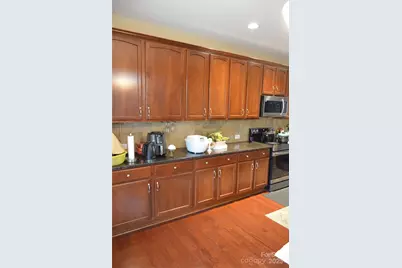 4106 Barclay Forest Drive, Charlotte, NC 28213 - Photo 7