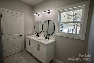 901 E Church Street, Cherryville, NC 28021 - Photo 17