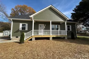 901 E Church St, Cherryville, NC 28021 - Photo 5