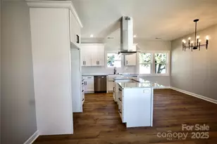 901 E Church St, Cherryville, NC 28021 - Photo 11