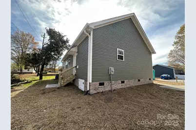 901 E Church Street, Cherryville, NC 28021 - Photo 5