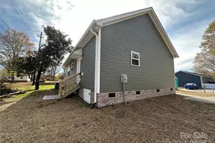 901 E Church St, Cherryville, NC 28021 - Photo 5