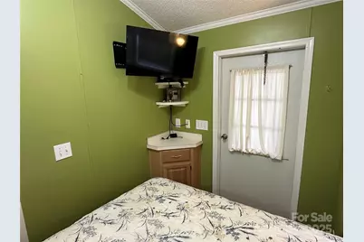 124 Hummingbird Circle, New London, NC 25127 - Photo 13