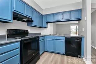 650 Lex Dr, Charlotte, NC 28262 - Photo 5