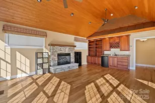 6 Huntington Chase Dr, Asheville, NC 28805 - Photo 21